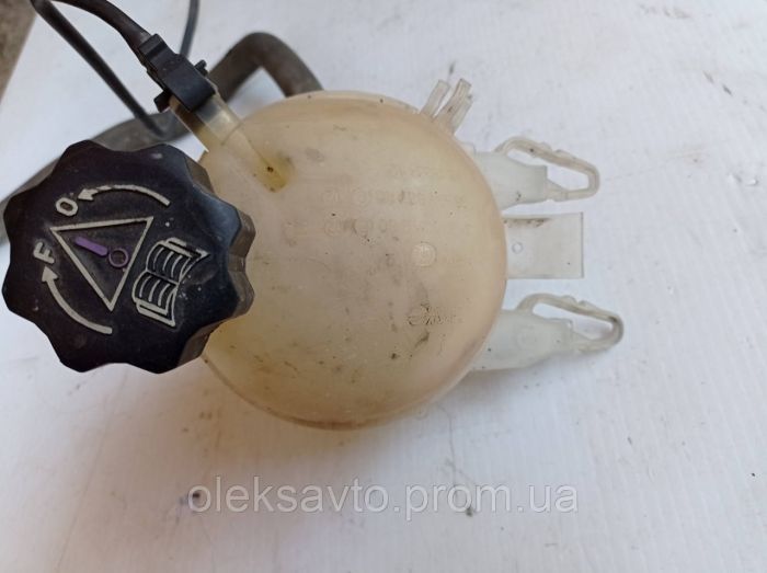 Бачок расширительный Citroen C3 1.6 HDI, 9652621280