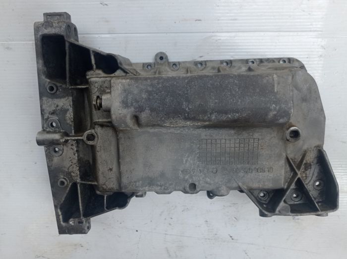 Поддон масляный Peugeot Partner 407 307 406 607 Expert Citroen C5 C4 c8 Jumpy 1.8 2.0 16V fiat, 9637093810