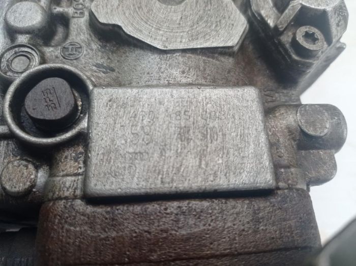 ТНВД Топливный насос высокого давления Volkswagen Transporter T4 2.4 D, 0460485003