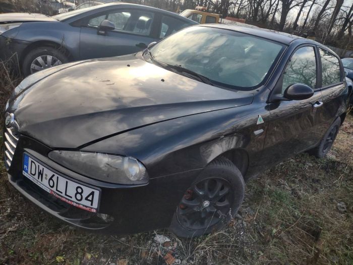 Моторчик трапеции дворников Alfa Romeo 5D 147 1.6 бензин рестайлинг, 0390241514