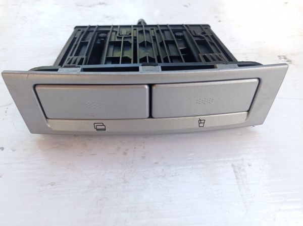 Подстаканник бардачок Alfa Romeo 5D 147 1.6 бензин рестайлинг, 7352990590