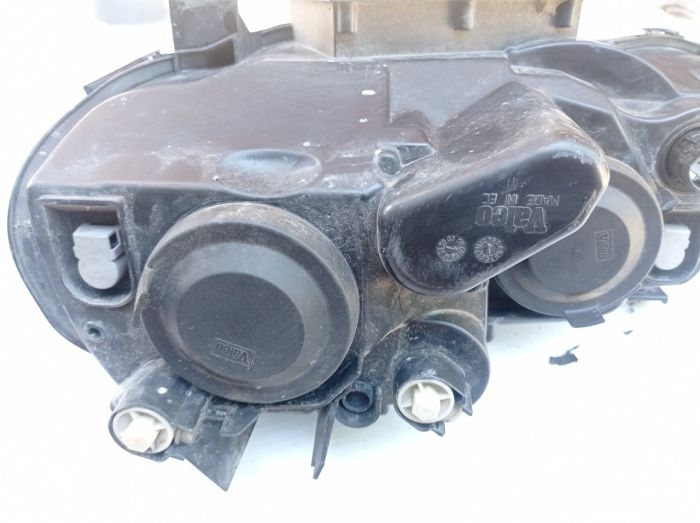 Фара правая Alfa Romeo 5D 147 1.6 бензин рестайлинг, 89101231dx