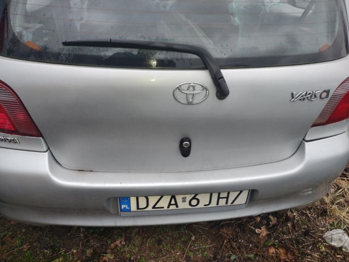 Кришка багажника Задня ляда Toyota Yaris 3d 1999 - 2005 г.в, 1.3 бензин