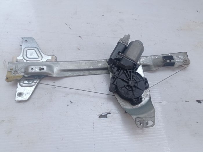Стеклоподъемник электрический задний правый Citroen C4 Picasso 2007 г.в, 9682632080
