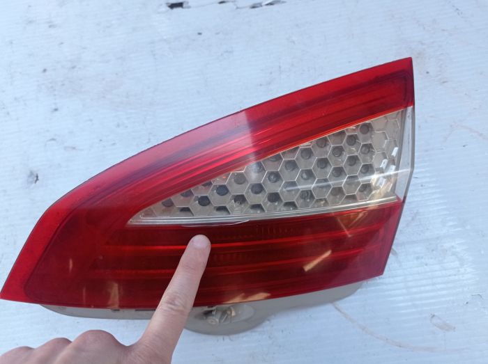 Стоп внутренний правый Ford Mondeo IV 2007 - 2015 г.в., 7S7113A602B