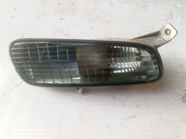 Поворотник передний правый, левый Fiat/Alfa/Lancia 51858822, 51858823