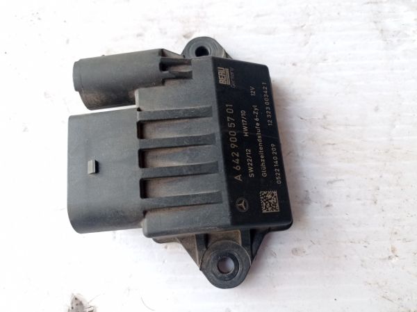 Блок управления свечами накала Mercedes C207, W204, W212, A6429005701
