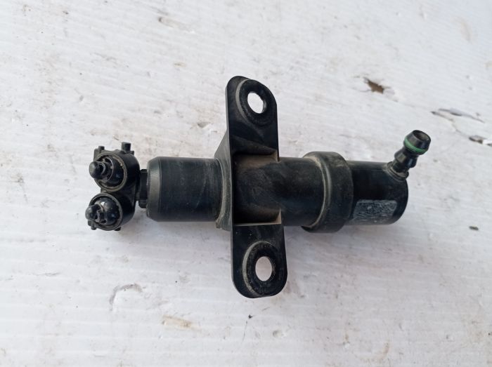 Форсунка омывателя фар Mazda 3 BK 2004 - 2009 г.в., Mazda, 51067K2442