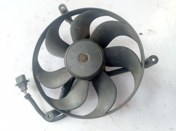 Вентилятор радиатора AUDI A3 VW GOLF 4 BORA Skoda Octavia, 1J0959455K