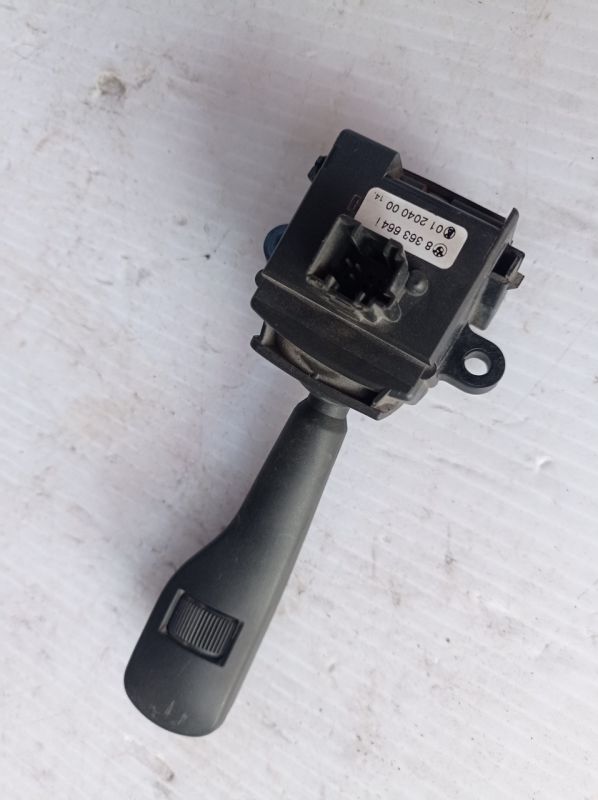 Переключатель дворников BMW E38, 1994 - 2001 г.в., на 6 пин, 8363664