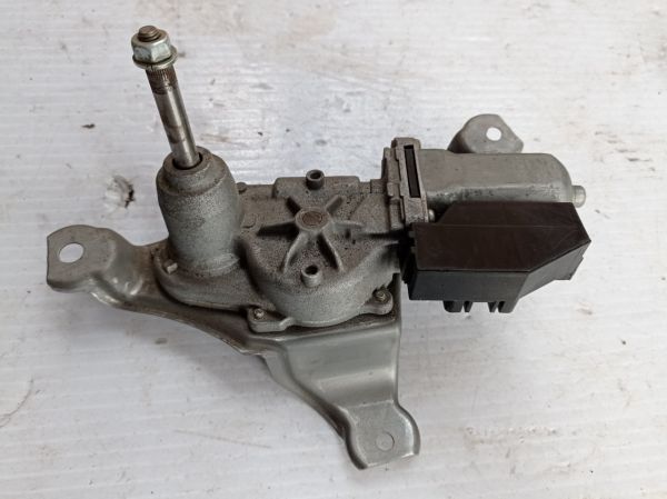 Моторчик заднего дворника Toyota Yaris P13, 851300D080