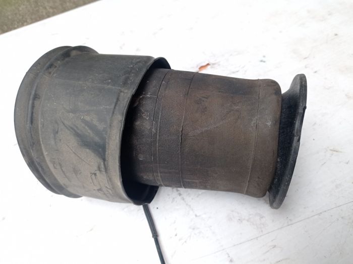 Подушка пневматическая задняя оригинал Citroen C4 Picasso 2007 - 2014 г.в, R307512401