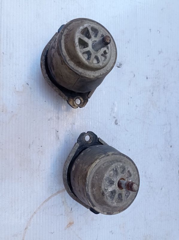 Подушка, опора двигателя VAG, 7L8.199.131.A, 7L8199131A