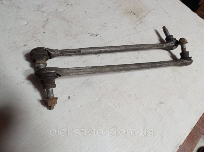 Стойка переднего стабилизатора Mercedes CLA C117, GLA X156, W176, B W242, A2463200689