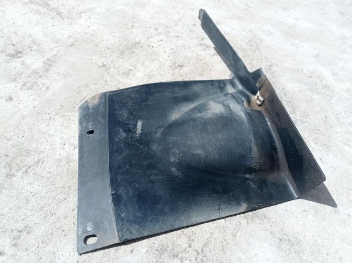 Защита двигателя левая 03- CITROEN BERLINGO 96-08, 9633384680