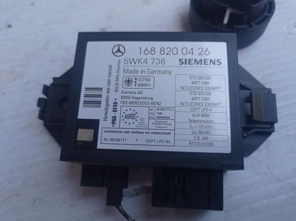 Блок иммобилайзера Mercedes W168, 1688200426/Siemens 5WK4736