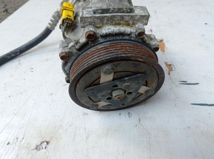 Компрессор кондиционера Citroen C4 Picasso 2007-2014 Peugeot 307 2.0 Hdi, 9651911380