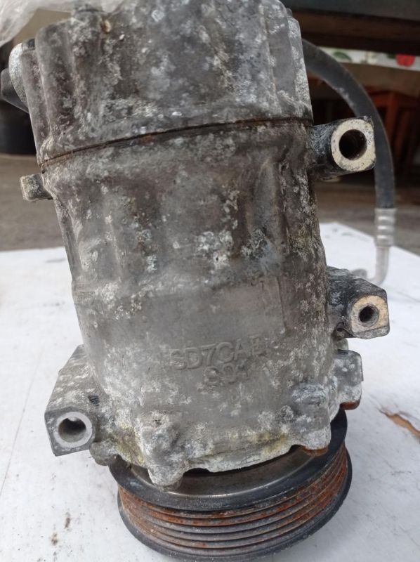 Компрессор кондиционера Citroen C4 Picasso 2007-2014 Peugeot 307 2.0 Hdi, 9651911380