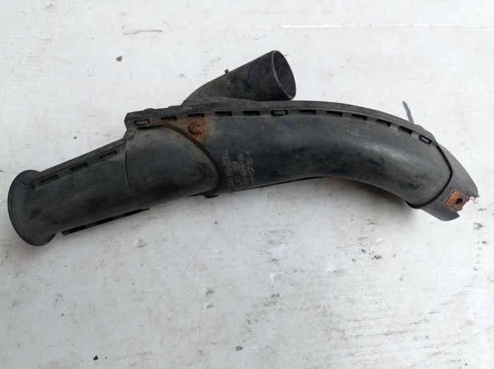 Патрубок воздушного фильтра Skoda Fabia 1.4 1999-2007, 6Y0129594A