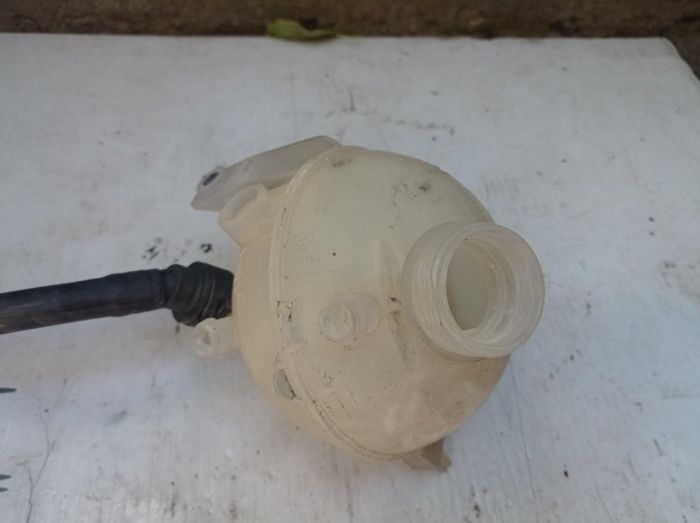 Расширительный бачок Citroen C4 Picasso 2007-2014 2.0 Hdi, 965442968001