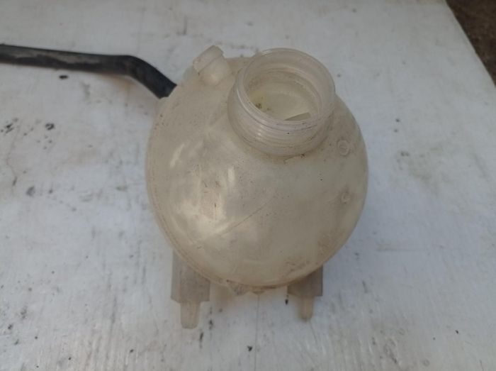 Расширительный бачок Citroen C4 Picasso 2007-2014 2.0 Hdi, 965442968001