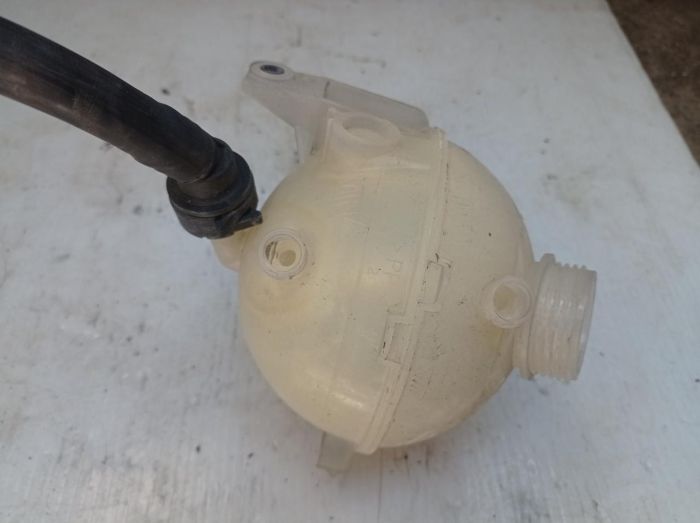 Расширительный бачок Citroen C4 Picasso 2007-2014 2.0 Hdi, 965442968001