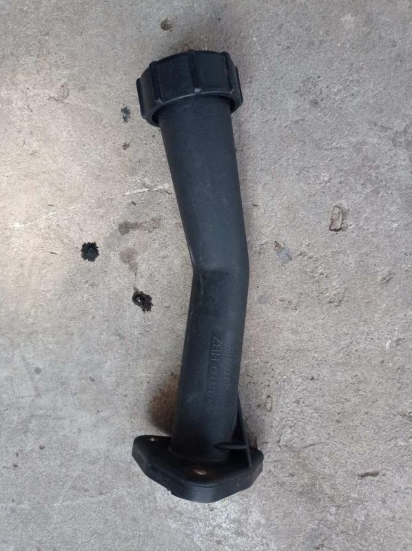 Олійна горловина Volkswagen VW Transporter T4 2.4 D, 044115308A
