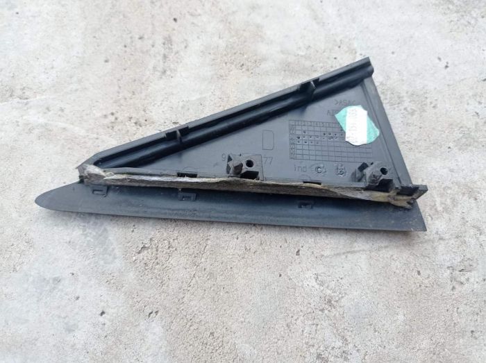 Накладка пластиковая Citroen C5 2.0 16V 2001 - 2004 г.в.,, 9637739677