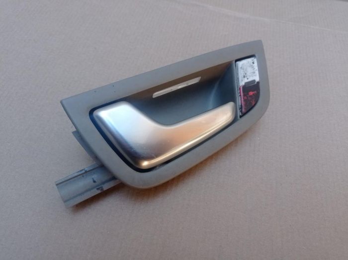 Ручка внутренняя левая задняя, ​​передняя Audi A8 D3 2002 - 2009 г.в., 4e0837019