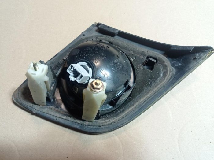 Фонарь стоп внутренний правый, Mazda 3 BK 2004 - 2009 г.в., хэтчбек, P3869R