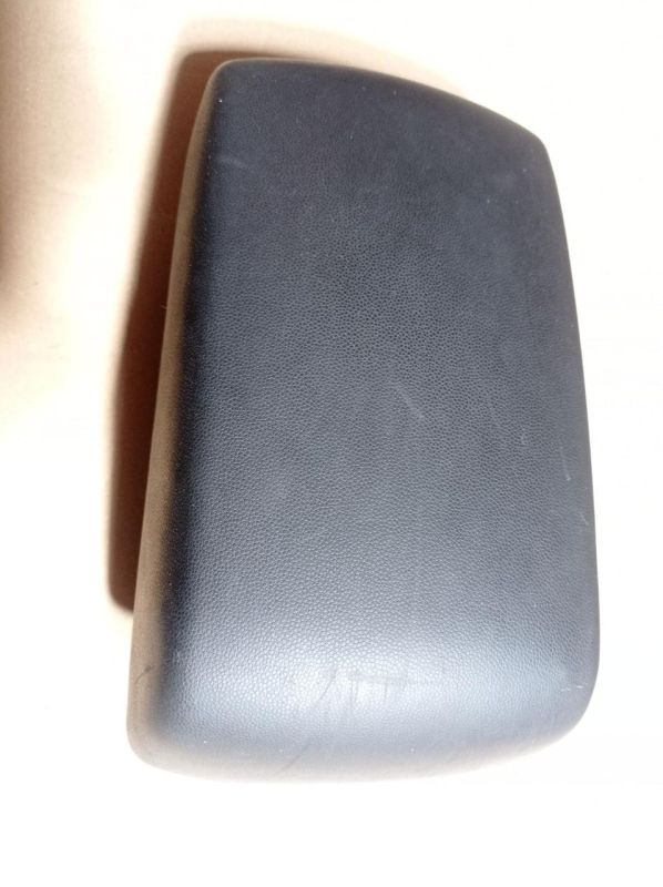 Подлокотник Mazda 3 BK 2004 - 2009 г.в., хэтчбек, BP4K6445X