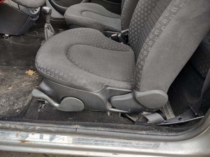 Сиденья передние, cалон Ford Ka, Форд Ка 1996-2008 г.в.