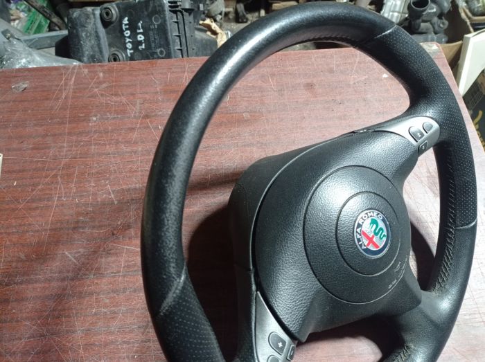 Кермо Alfa Romeo 147, 1.6 бензин, рестайлінг