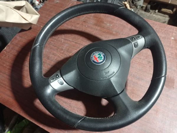 Руль Alfa Romeo 147, 1.6 бензин, рестайлинг