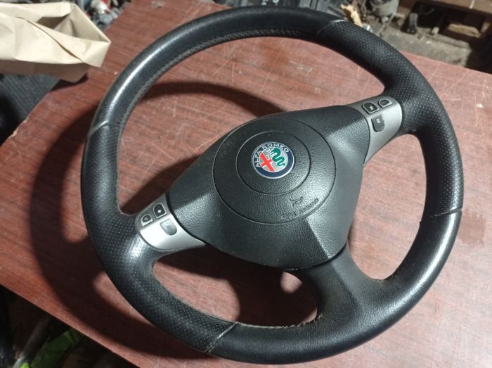 Кермо Alfa Romeo 147, 1.6 бензин, рестайлінг